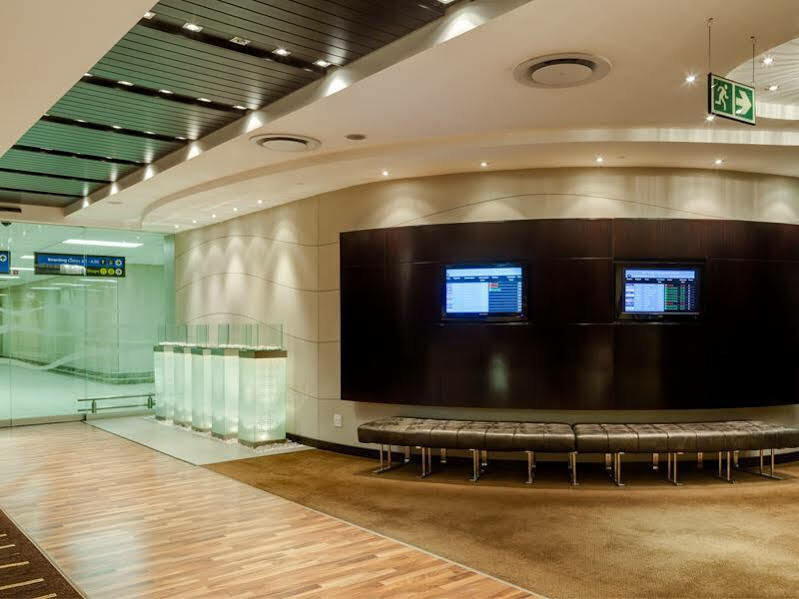 Protea Hotel By Marriott Transit O.R. Tambo Airport Kempton Park Zewnętrze zdjęcie